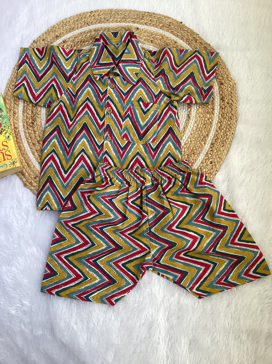 Multicolour Zig zag Boy Cotton Shirt & Shorts Set