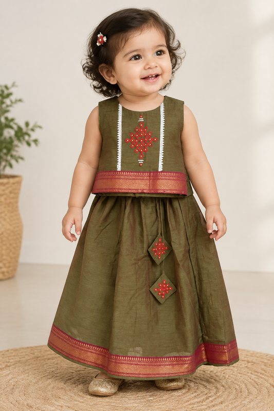 Kolamika Mangalagiri Handloom Cotton Dress – Olive Brown